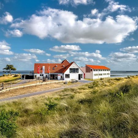 Stayokay Hostel Terschelling فيست تيرشخيلينج المظهر الخارجي الصورة