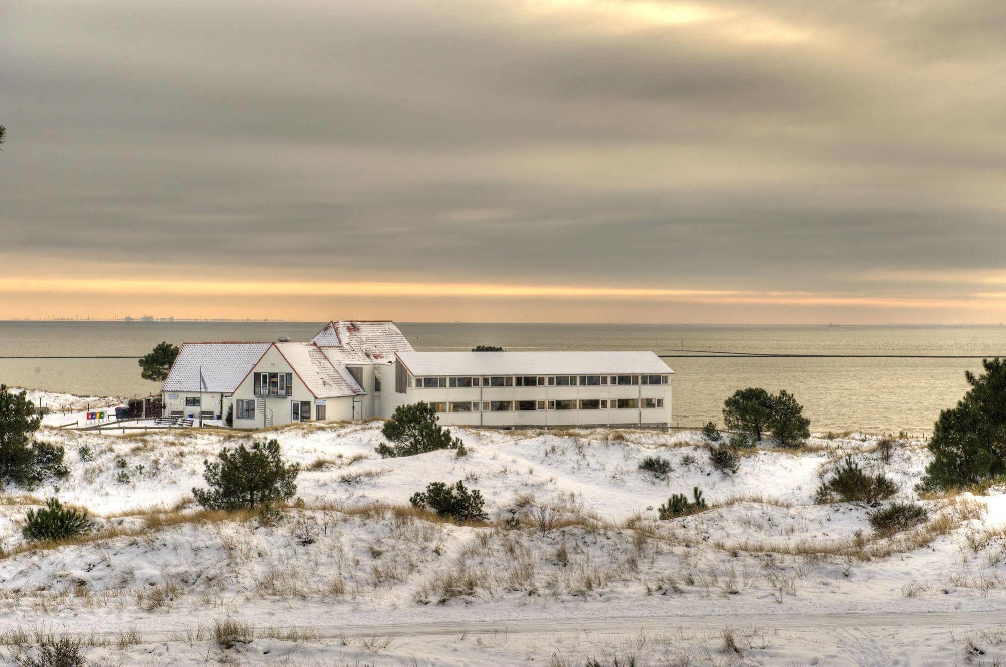 Stayokay Hostel Terschelling فيست تيرشخيلينج المظهر الخارجي الصورة